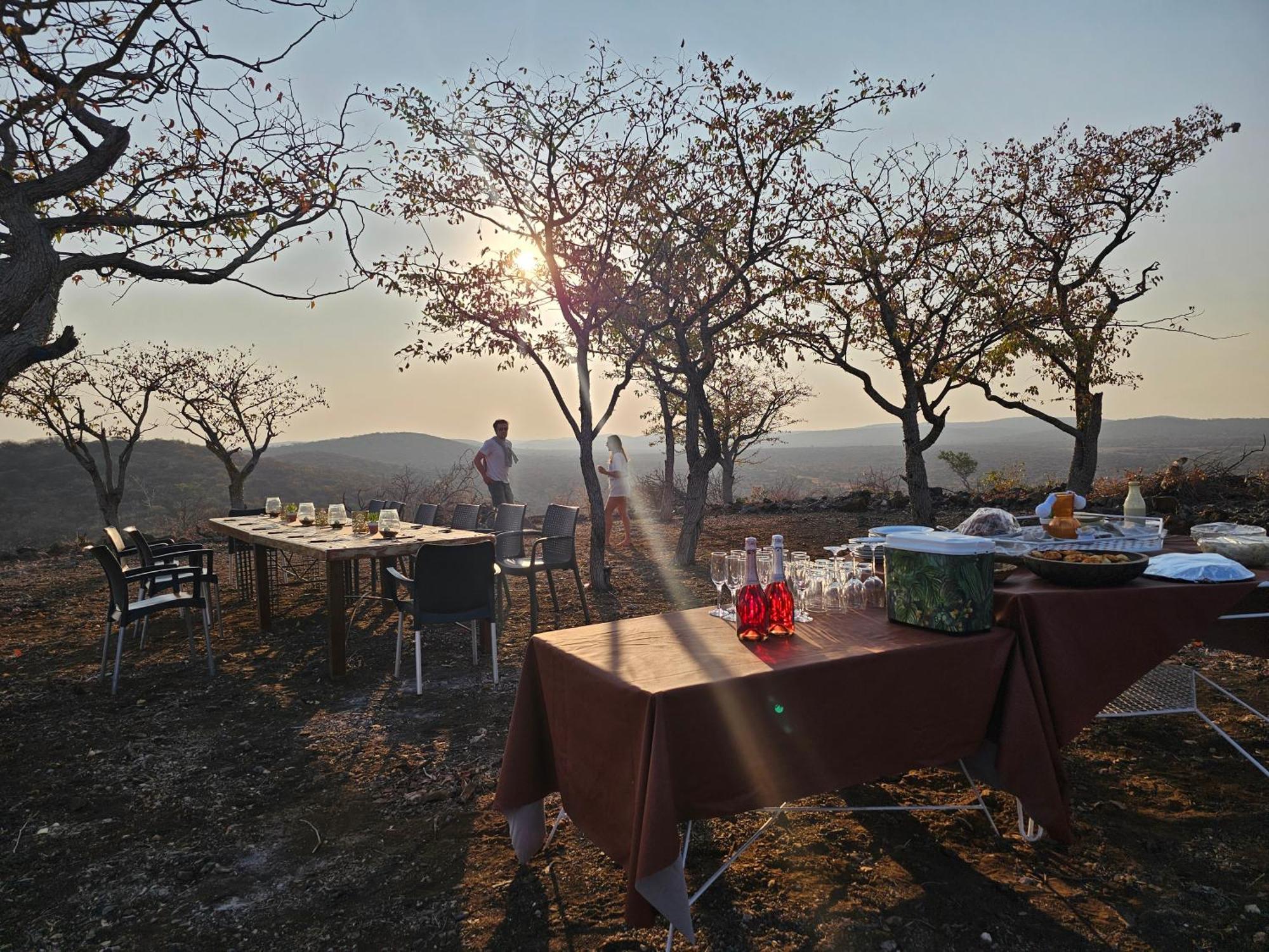 Onduri Lodge 奥乔 外观 照片